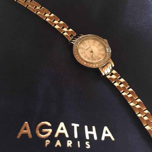 AGATHA(アガタ)のアガタの定番♡ 女性らしい腕時計 レディースのファッション小物(腕時計)の商品写真
