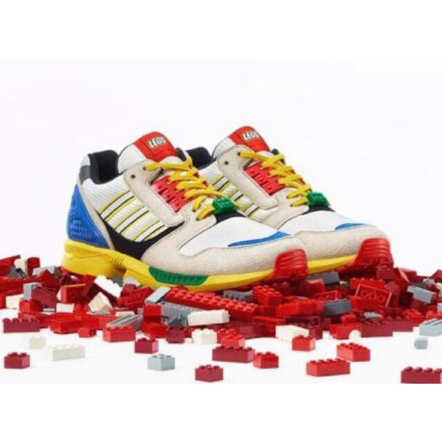 adidas(アディダス)のADIDAS ORIGINALS × LEGO ZX 8000 A-ZX メンズの靴/シューズ(スニーカー)の商品写真