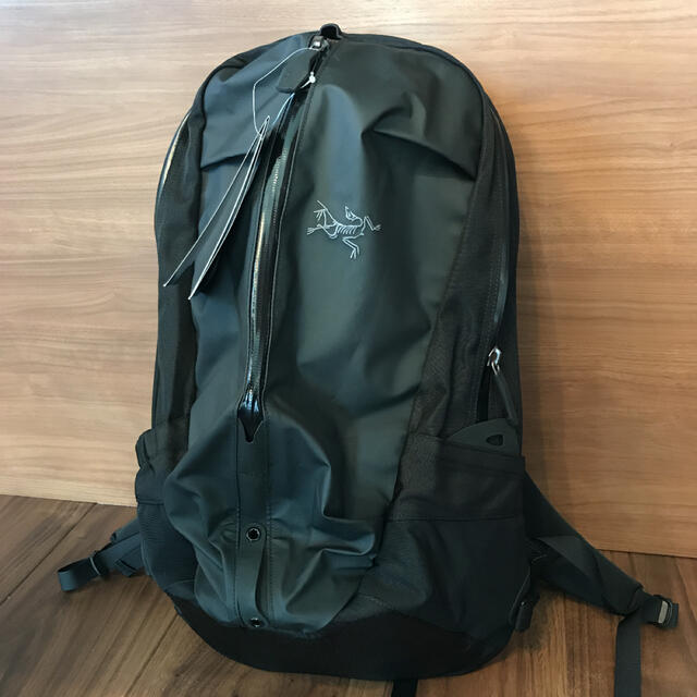 ARC’TERYX アークテリクス  アロー22