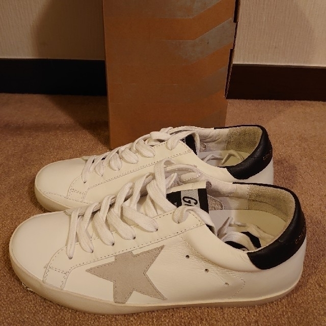 GOLDEN GOOSE(ゴールデングース)の新品　GOLDEN GOOSE スニーカー 36 レディースの靴/シューズ(スニーカー)の商品写真