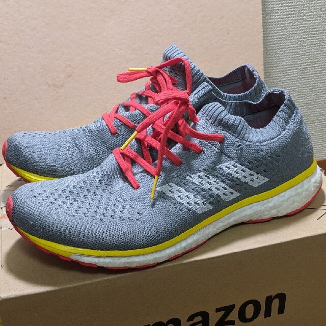 adidas(アディダス)のadidas boost kolor28cm 80km程度ランニングで使用 メンズの靴/シューズ(スニーカー)の商品写真