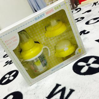 ミキハウス(mikihouse)のミキハウス ベビーマグSET 新品✨(その他)