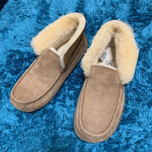 UGG(アグ)のアグ　ムートン26㎝　モカシン　美品　2018完売モデル メンズの靴/シューズ(スリッポン/モカシン)の商品写真