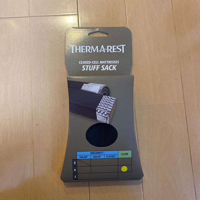 THERMAREST(サーマレスト)の【送料込】thermarest(サーマレスト) ライト スタッフサック/R スポーツ/アウトドアのアウトドア(寝袋/寝具)の商品写真