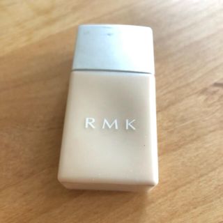 アールエムケー(RMK)のRMK UVリクイドファンデーション 101 30ml(ファンデーション)