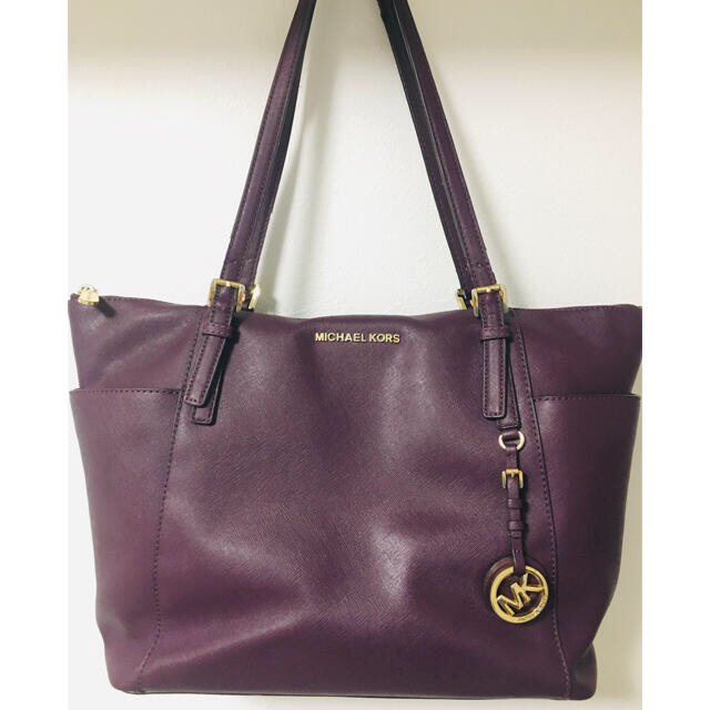 Michael Kors(マイケルコース)の【秋冬限定カラー】マイケルコース　MICHAEL KORCE バッグ レディースのバッグ(トートバッグ)の商品写真