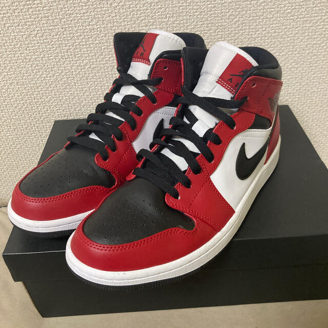 NIKE AIR JORDAN 1 MID  CHICAGO 27.5cm