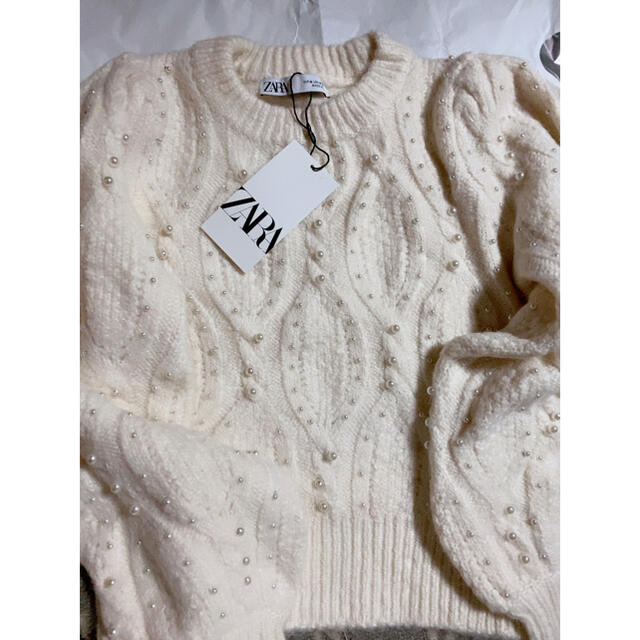 ZARA(ザラ)のタグ付き★ZARA パール付きセーター　 レディースのトップス(ニット/セーター)の商品写真