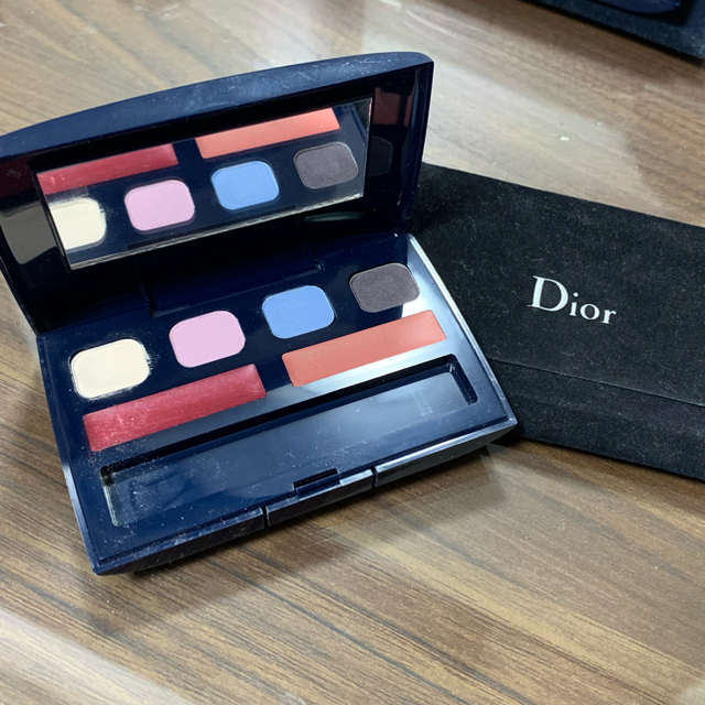 Christian Dior(クリスチャンディオール)のDior ミニメイクパレット 06 コスメ/美容のキット/セット(コフレ/メイクアップセット)の商品写真