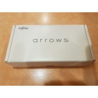 フジツウ(富士通)のARROWS RX ゴールド 新品未開封 値下げしました！(スマートフォン本体)