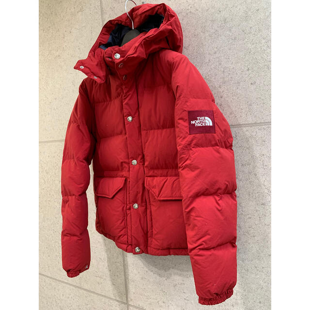 THE NORTH FACE(ザノースフェイス)のTHE NORTH FACE CAMP SIERRA SHORT ノースフェイス レディースのジャケット/アウター(ダウンジャケット)の商品写真