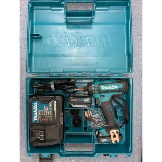 マキタ(Makita)のマキタ　充電式ドライバドリル　DF031DSHX USED(工具/メンテナンス)