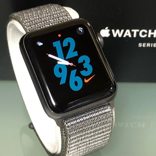 Apple Watch Series 3 Nike (GPS) 42MM Apple Watch Series 3 Nike (GPS) 42MM