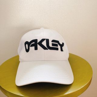 オークリー(Oakley)の☆★☆美品！一度のみ使用オークリーOakleyキャップ☆★☆(キャップ)