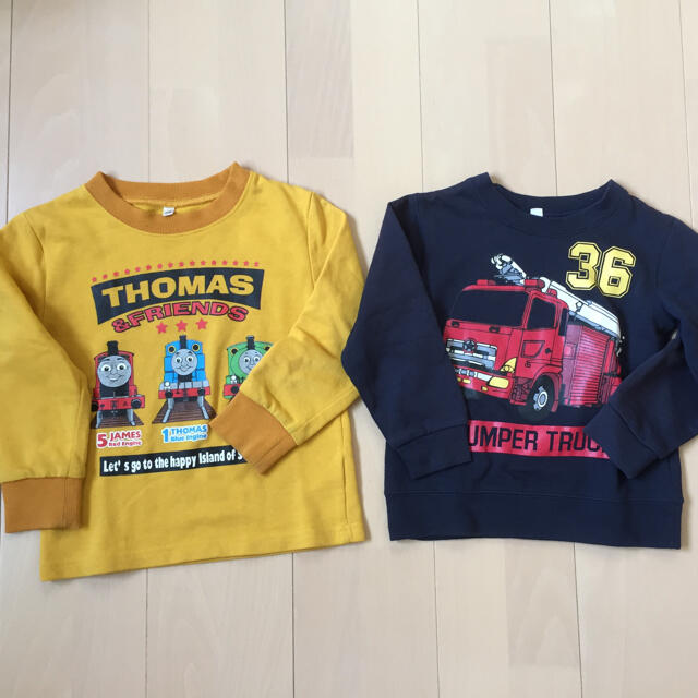 キッズトレーナー サイズ110 2セット キッズ/ベビー/マタニティのキッズ服男の子用(90cm~)(Tシャツ/カットソー)の商品写真