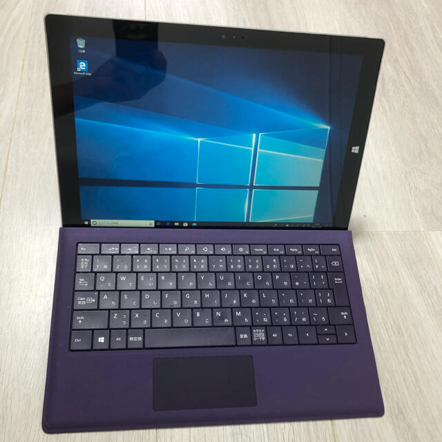 説明書類も残っていますSurface Pro 3  4GB 64GB Microsoft 箱もあります