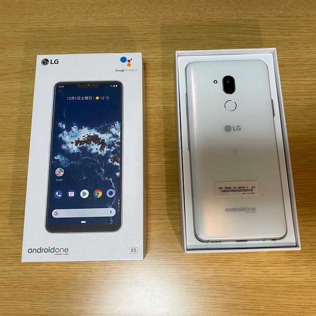 LG Electronics(エルジーエレクトロニクス)のAndroid One X5 SIMフリー スマホ/家電/カメラのスマートフォン/携帯電話(スマートフォン本体)の商品写真