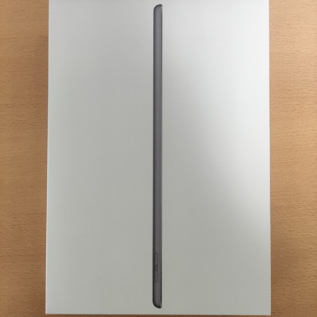 PC/タブレット【美品】ipad 第8世代 32GB WiFiスペースグレー フィルム&ケース付