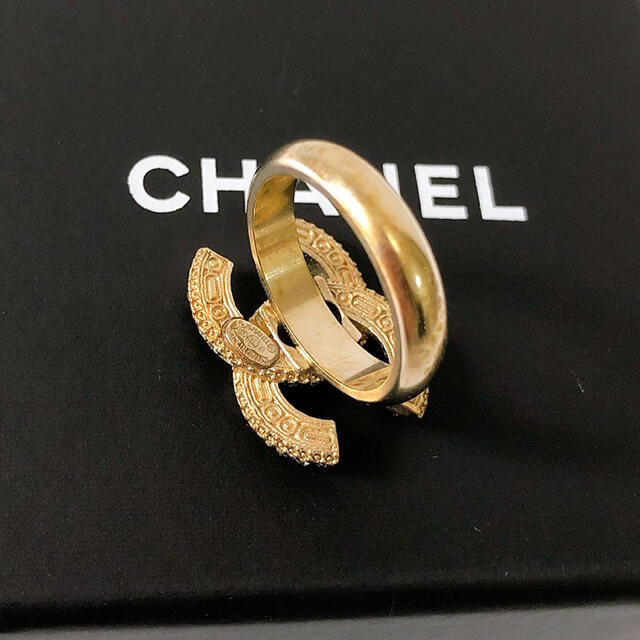 CHANEL(シャネル)のシャネル 指輪リング ココモチーフ ラインストーン レディースのアクセサリー(リング(指輪))の商品写真