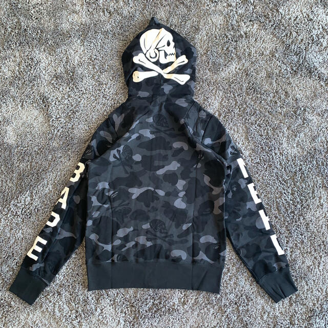 A BATHING APE(アベイシングエイプ)のBATHING APE NEIGHBORHOOD SHARK HOODED S メンズのトップス(パーカー)の商品写真