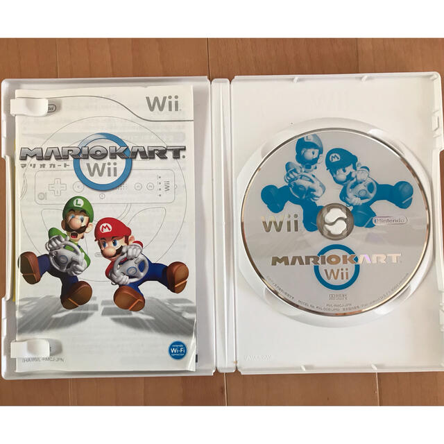 Wii(ウィー)のマリオカート　wii   エンタメ/ホビーのゲームソフト/ゲーム機本体(家庭用ゲームソフト)の商品写真