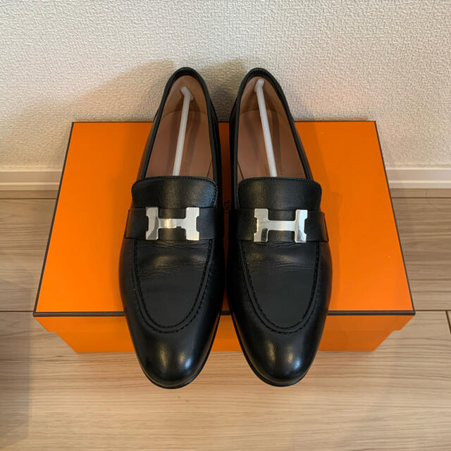 値下げ　新品　未使用　エルメス　HERMES ローファー　モカシン　黒ローファー/革靴