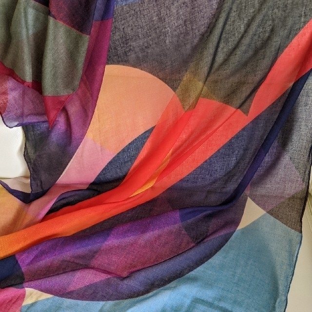 DESIGUAL(デシグアル)のDesigualの色カラフルスカーフ レディースのファッション小物(バンダナ/スカーフ)の商品写真