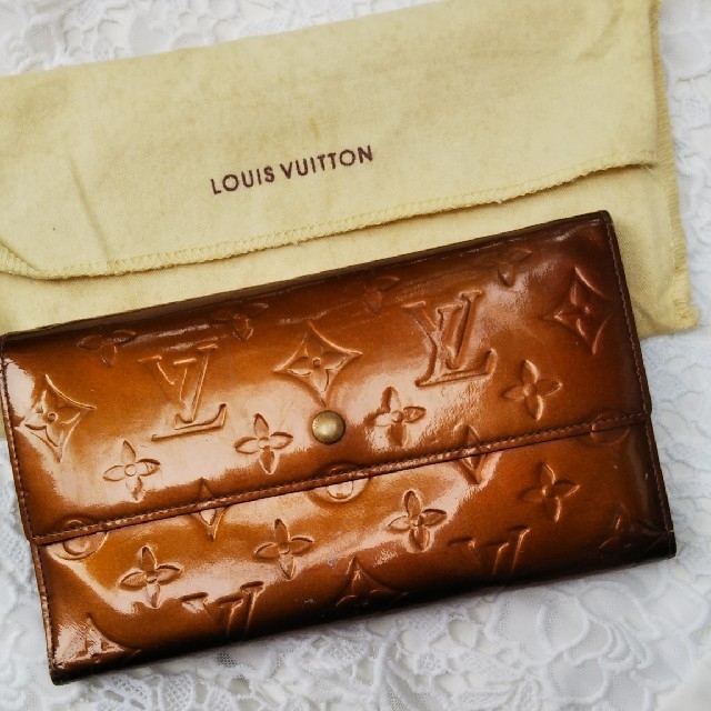 LOUIS VUITTON(ルイヴィトン)のルイヴィトンヴェルニ長財布 レディースのファッション小物(財布)の商品写真