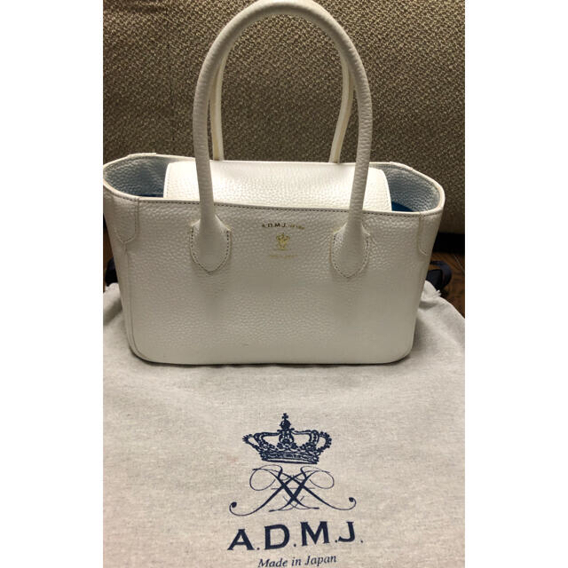 A.D.M.J.(エーディーエムジェイ)のA.D.M.J  ハンドバッグ　ミニトート　レザー　白 レディースのバッグ(ハンドバッグ)の商品写真