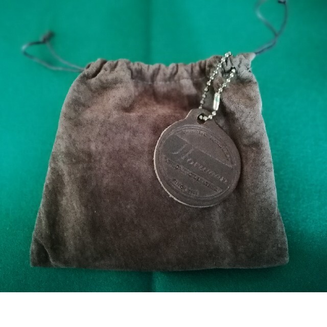 新品  アメリカ製小銭入れ付き二つ折り財布CORONADO LEATHER メンズのファッション小物(折り財布)の商品写真