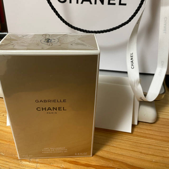 CHANEL(シャネル)のシャネル　ガブリエル シャネルシャワージェル新品未開封 コスメ/美容の香水(香水(女性用))の商品写真