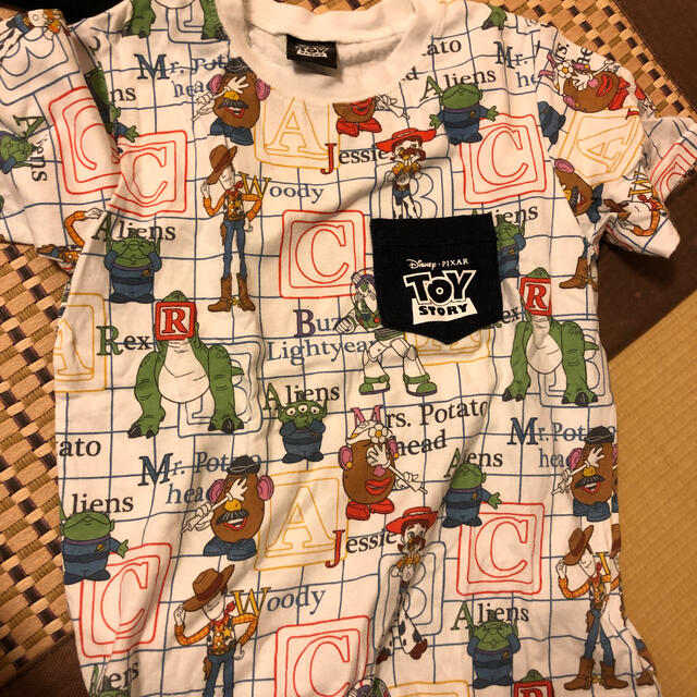 トイ・ストーリー(トイストーリー)のトイストーリーTシャツ キッズ/ベビー/マタニティのキッズ服男の子用(90cm~)(Tシャツ/カットソー)の商品写真