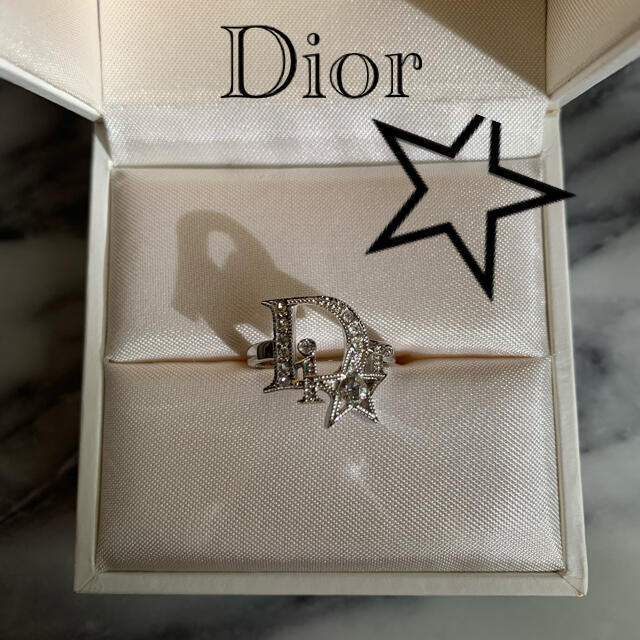 Dior(ディオール)のDior シルバー星モチーフリング今ならおまけ付き レディースのアクセサリー(リング(指輪))の商品写真