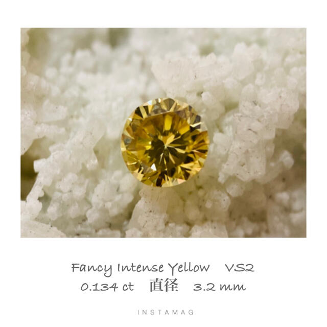 R1101-1) Fancy Intense Yellow ダイア 0.134-