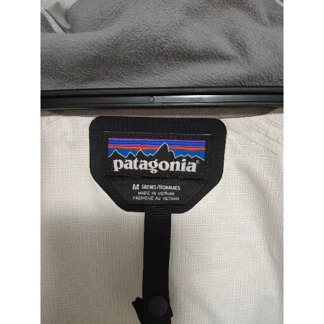 patagonia(パタゴニア)のパタゴニア　トレントシェルジャケット　黒　 メンズのジャケット/アウター(マウンテンパーカー)の商品写真