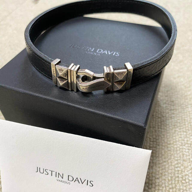 Justin Davis(ジャスティンデイビス)のJustin Davis CAPRICE LEATHER ブレスレット ダブル レディースのアクセサリー(ブレスレット/バングル)の商品写真