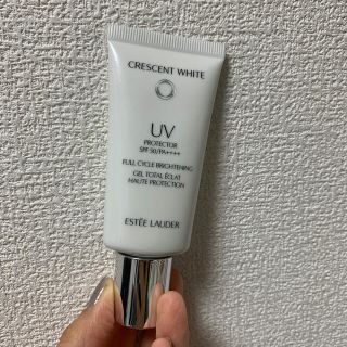 エスティローダー(Estee Lauder)のエスティローダー　クレッセントホワイトUVプロテクター(化粧下地)