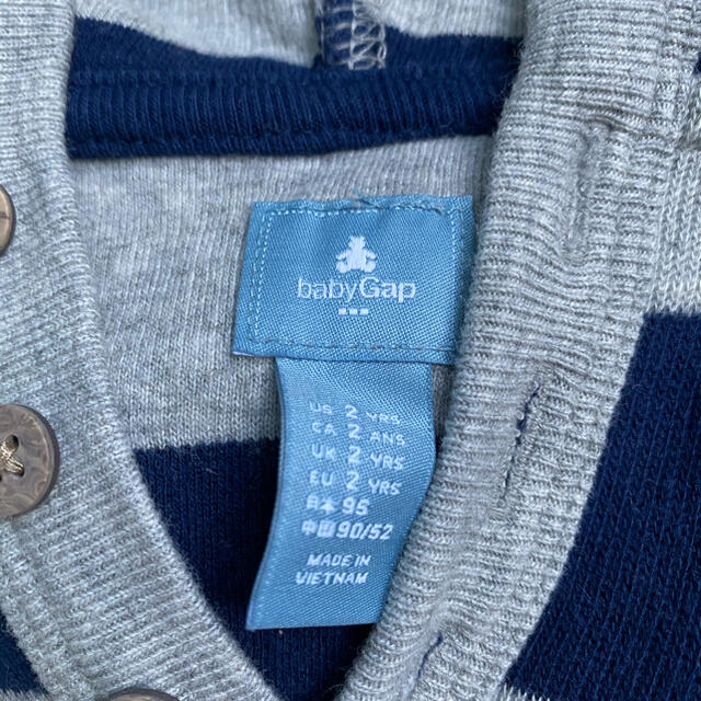 babyGAP(ベビーギャップ)のまとめ売りキッズ長袖カットソーパーカー90cm 95cm キッズ/ベビー/マタニティのキッズ服男の子用(90cm~)(Tシャツ/カットソー)の商品写真