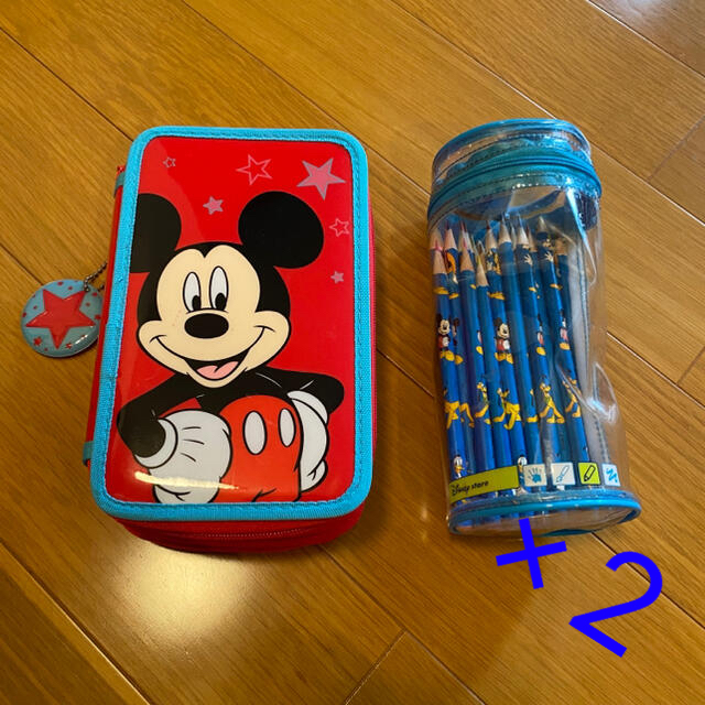 Disney(ディズニー)のディズニー❤️色鉛筆文房具セット❤️ エンタメ/ホビーのアート用品(色鉛筆)の商品写真