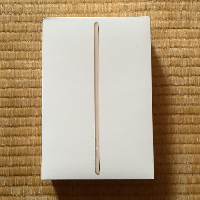 ドコモ　iPad  mini4 ゴールド simロック解除 16g