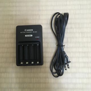 キヤノン(Canon)の充電式単3乾電池用Canon BATTERY CHARGER (バッテリー/充電器)