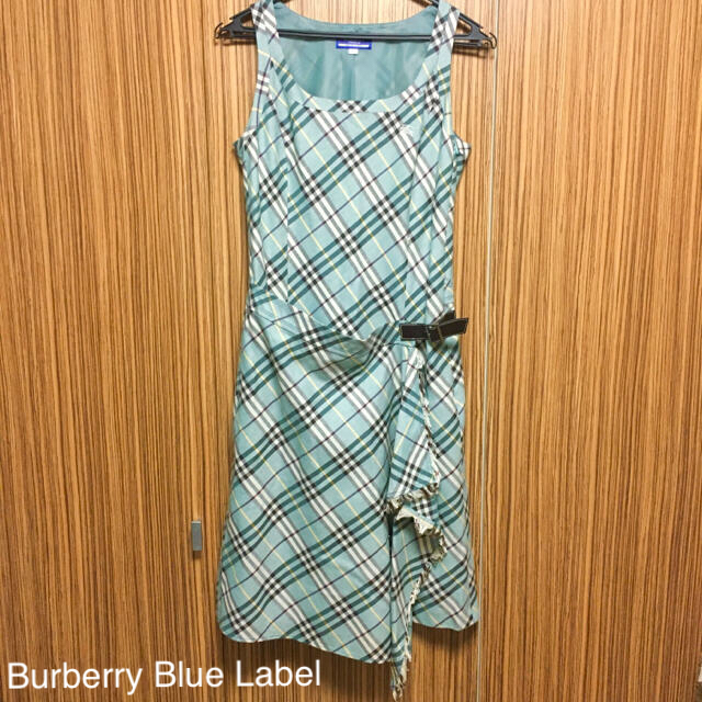 BURBERRY BLUE LABEL(バーバリーブルーレーベル)のBurberry blue labelノースリーブ　ワンピース レディースのワンピース(ひざ丈ワンピース)の商品写真