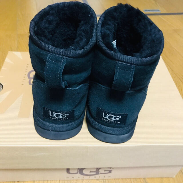 UGG(アグ)のアグ　ムートンブーツ　22 レディースの靴/シューズ(ブーツ)の商品写真