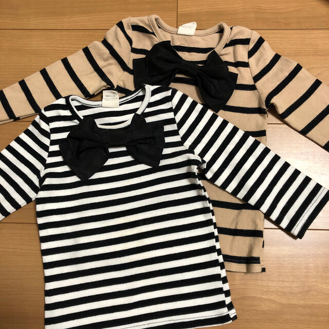 韓国子供服　2枚セット　長袖カットソー　Tシャツ　ボーダー　90 キッズ/ベビー/マタニティのキッズ服女の子用(90cm~)(Tシャツ/カットソー)の商品写真