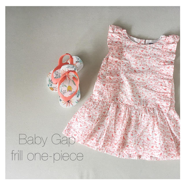 babyGAP(ベビーギャップ)の【80㎝】BabyGapワンピース キッズ/ベビー/マタニティのベビー服(~85cm)(ワンピース)の商品写真