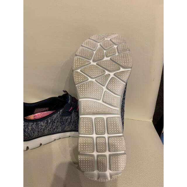 SKECHERS スニーカー レディースの靴/シューズ(スニーカー)の商品写真