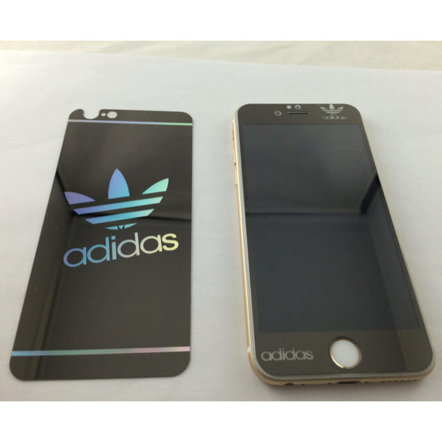 adidas(アディダス)の海外限定アディダス強化ガラスケース4選択 スマホ/家電/カメラのスマホアクセサリー(iPhoneケース)の商品写真