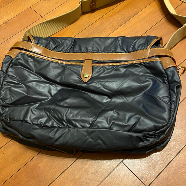 HUNTING WORLD(ハンティングワールド)のハンティングワールドショルダーバック メンズのバッグ(ショルダーバッグ)の商品写真