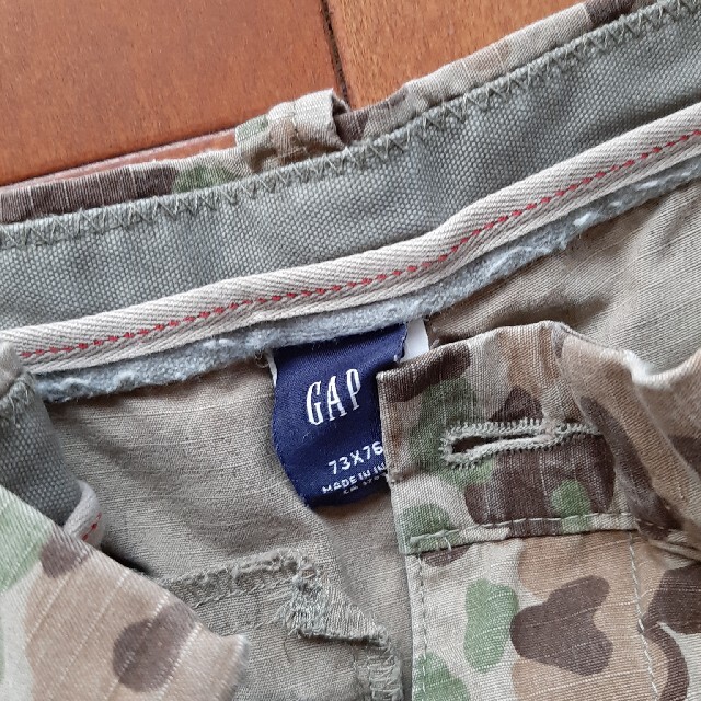 GAP(ギャップ)のRawthentic様専用 GAP迷彩カーゴパンツ メンズのパンツ(ワークパンツ/カーゴパンツ)の商品写真