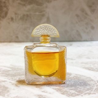 ニナリッチ(NINA RICCI)のニナリッチ　ラリック　パルファン　4.5ml(香水(女性用))